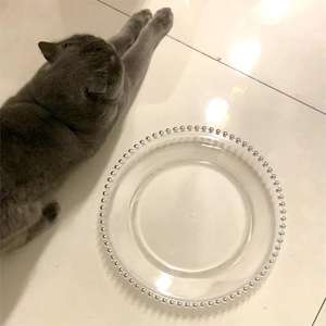 حفل زفاف 13 بوصة لوحة أكريليك مستديرة مزخرفة واضحة مع حافة الخرز الذهبي للحدث ، - Product Image 1