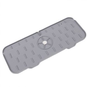 Protector de Silicona de Grado Alimenticio Antisalpicaduras y Tapete para Grifo de Fregadero en Oferta - Product Image 5