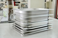 Edelstahl Perforierte Dampftischpfanne Chafing Dish Speisepfanne Anti-Verklemmung GN-Pfanne für Hotel- und Restaurantbedarf