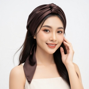 Foulard Turbante Quadrato in Raso di Seta <span class=keywords><strong>Marrone</strong></span> Cioccolato di Lusso da 50 cm per Donna, Fascia per Capelli Morbida Personalizzabile con Logo, <span class=keywords><strong>Bandana</strong></span> - Product Image 1