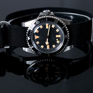 Montre vintage NH35 avec logo personnalisé sur le cadran, bracelet en nylon acrylique, cadran vintage, étanche 100 mètres, mouvement mécanique automatique pour homme - Product Image 1