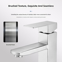 Robinet de lavabo carré en acier inoxydable à trou unique avec eau chaude et froide, finition brossée, mitigeur