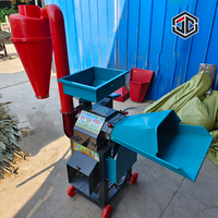 Petite machine à hacher la paille pour la préparation d'aliments pour animaux de ferme, avec une structure compacte et une coupe efficace de l'herbe, du foin et de la paille
