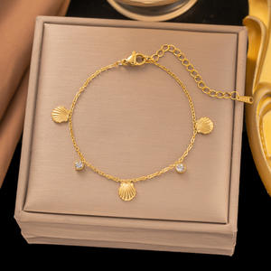 Brazaletes de Cadena y Eslabón para Todos - Acero Inoxidable, Eslabón Versátil y Dije Personalizable - Product Image 4