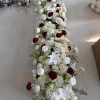 Chemin de table en fleurs artificielles J-FR040 pour décoration de mariage, chemin de table en fleurs de soie, chemin de table en fausses fleurs, chemin de table floral pour allée de mariage