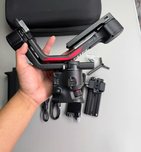 Cámara de Video Portátil <span class=keywords><strong>RS</strong></span> 4 <span class=keywords><strong>Pro</strong></span> Combo con Bloqueo Automático de Ejes, Estabilizador de Gimbal de <span class=keywords><strong>3</strong></span> Ejes Vs Cámaras DSLR Cinema <span class=keywords><strong>Ronin</strong></span> <span class=keywords><strong>rs</strong></span> <span class=keywords><strong>3</strong></span> - Product Image 1