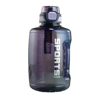 Botella Minimalista de 64oz (1800ml) a Prueba de Fugas, Libre de BPA, Ecológica, con Pajita para Beber Directo, Marcador de Tiempo y Apta para Lavavajillas