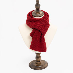 OEM مخصص جاكار شعار محبوك وشاح مخطط تصميم عصري للخريف والشتاء دافئ أحمر بلون واحد أوشحة محبوكة - Product Image 6