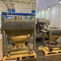 Mélangeur Ibc à cône carré Contrôle de la trémie de levage automatique Mélangeur de poudre sèche Bin Équipement de mélange Bin Blender
