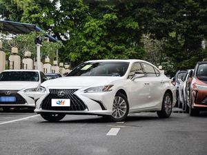 <span class=keywords><strong>Lexus</strong></span> ES 200 2023 Edición Excellence, Sedán de Lujo Usado Premium, 2.0L 127kW 173hp CVT FWD, Confort Ejecutivo, Seguridad Inteligente - Product Image 2