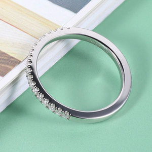 Anillo de Moissanita de Media Eternidad Color D de 1.4mm, Anillo Apilable de Plata S925 para el Dedo Anular, Estilo <span class=keywords><strong>Indie</strong></span> Minimalista al por Mayor - Product Image 2