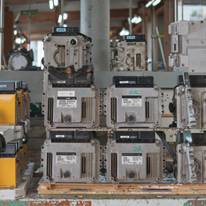 Placa de Computadora de Motor ECU de <span class=keywords><strong>Segunda</strong></span> <span class=keywords><strong>Mano</strong></span> de Desguace para Elantra I30 I10 Rio Accent REINA K2 K3 MEG17.9.12 Condición Nueva - Product Image 2