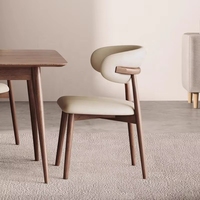 Chaise de salle à manger en bois massif de style nordique, durable, avec pieds en bois, design moderne et décontracté pour chambre, hôtel ou villa