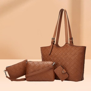 Nouveau sac fourre-tout tendance et polyvalent pour femmes, élégant et de grande capacité, ensemble de trois sacs à main pour femmes - Product Image 1