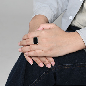 Minimalist Polished Black Gemstone <b>Titanium</b> Steel <b>Ring</b> Geometric Shape Unisex Daily Wear Jewelry - Product Image 2