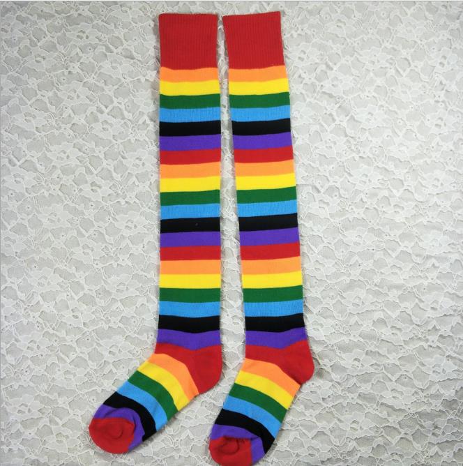 MELITA Calcetines Altos De Rayas Coloridas Iris – Medias Hasta La Rodilla Para Cosplay, Fiestas Y Disfraces, 25 Pulgadas