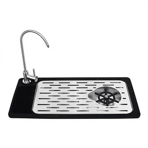 Enjuagador de Vasos para Fregadero de Cocina con Grifo, Drenaje y Bandeja Recolectora para Bares y Cafeterías - Product Image 1