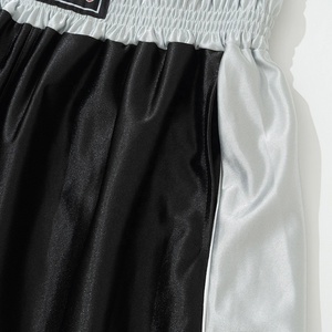 Nouveauté - Shorts de boxe MMA style sportif 100% polyester, logo personnalisé, séchage rapide, respirant, shorts de combat pour adultes, service OEM - Product Image 3