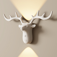 Lampe murale sans fil à détecteur de mouvement magnétique nordique, renne, rechargeable par USB, veilleuse ELK, lampe murale LED pour escalier, chambre à coucher, chevet