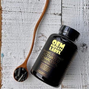 Capsules <span class=keywords><strong>de</strong></span> <span class=keywords><strong>charbon</strong></span> <span class=keywords><strong>de</strong></span> coco activé organiques Capsules <span class=keywords><strong>de</strong></span> désintoxication Utilisation pour la désintoxication, le blanchiment des dents, la santé digestive, la prévention - Product Image 3