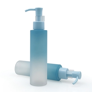Bouteille en plastique PET mate dégradée bleu et blanc personnalisée de 80 ml à 180 ml avec anneau de verrouillage et pompe bleue pour maquillage, huile, lotion, <span class=keywords><strong>shampoing</strong></span> - Product Image 3