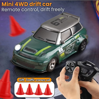 Mini voiture de drift à quatre roues motrices 1/64, voiture télécommandée électrique haute vitesse pour enfants, jouets Roblox pour enfants