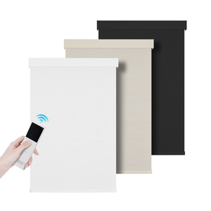 Stores <span class=keywords><strong>motorisés</strong></span> sans fil occultants fonctionnant sur batterie Wifi stores de fenêtre <span class=keywords><strong>solaires</strong></span> électriques automatiques intelligents <span class=keywords><strong>volets</strong></span> roulants - Product Image 3