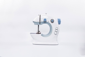 Máquina de Coser Mini Electrónica a Batería CE CB VOF <span class=keywords><strong>Fhsm</strong></span> 213 para Uso Doméstico, Motor de Una Sola Aguja (202 <span class=keywords><strong>Fhsm</strong></span>), Plástico Mejorado - Product Image 6