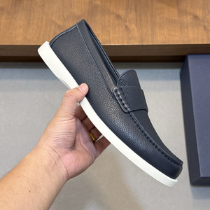 Sepatu Loafer Kulit Asli Impor Model Bulat untuk Pria, Bahan Kulit Sapi, Slip-On, Bernapas, Anti Selip, Sepatu Mengemudi Musim Panas, Gaya Inggris - Product Image 4