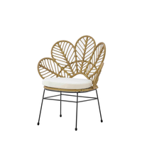 Chaise de jardin d'extérieur en corde creuse en rotin PE résistant aux UV empilable avec un cadre en acier robuste