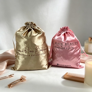 Pochette en satin champagne personnalisée avec cordon de serrage, logo imprimé, sac en satin de luxe avec cordon de serrage pour extensions de cheveux, bijoux, emballage cosmétique - Product Image 1
