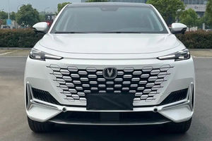 Vehículos <span class=keywords><strong>de</strong></span> Lujo Usados Baratos <span class=keywords><strong>de</strong></span> China, Autos con Volante a la Izquierda, Changan Uni-k 2022 2023 2024, SUV <span class=keywords><strong>de</strong></span> <span class=keywords><strong>Segunda</strong></span> <span class=keywords><strong>Mano</strong></span>, Auto a <span class=keywords><strong>Gasolina</strong></span> en Venta - Product Image 4