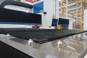 China Factory Industry <strong>Laser</strong> <strong>Cutting</strong> Equipment Cnc Fiber <strong>Laser</strong> Cutter <strong>Machine</strong> - Product Image 6