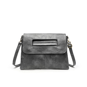 Borse a Tracolla in Pelle Morbida con Cinturino, Pochette a Busta, Vendita all'Ingrosso - Product Image 5