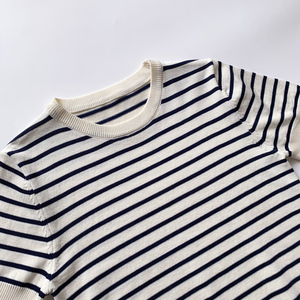 SHENZHU Suéter a Rayas de Moda para <span class=keywords><strong>Mujer</strong></span> 2025, Suéter de Punto Vintage de Manga Corta, Prenda Exterior Femenina, Top Chic - Product Image 3
