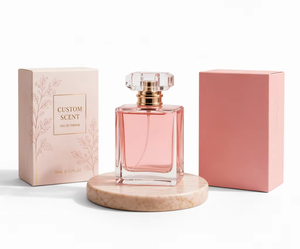 Flacon de parfum carré noir en verre vide, portable, vintage, rectangulaire, personnalisé, 30 ml, 50 ml, 100 ml, directement de l'usine - Product Image 1