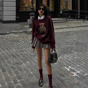 <span class=keywords><strong>Pull</strong></span> en polyester anti-froissement à motif écossais vintage pour femme, coupe ajustée, broderie d'ours, nouvelle collection transfrontalière - Product Image 1