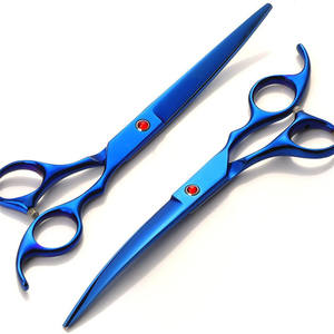 กรรไกรตัดแต่งขนสัตว์เคลือบสีฟ้า 7 นิ้ว สแตนเลสสตีล โค้งงอ สำหรับแมว ชุดอุปกรณ์กรูมมิ่งอเนกประสงค์ - Product Image 1