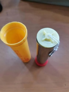 Hot Bán Ban Ngày Red Hand Flare Pháo Hoa Với Khói Và Ngọn Lửa Chất Lượng Cao <span class=keywords><strong>60S</strong></span> Red Tín Hiệu Pháo Hoa Cầm Tay Cho Cứu Hộ - Product Image 4