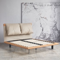 Neuestes Modernes Doppelbett aus Weichleder mit Eichenholzrahmen in Queensize als Schlafzimmermöbel