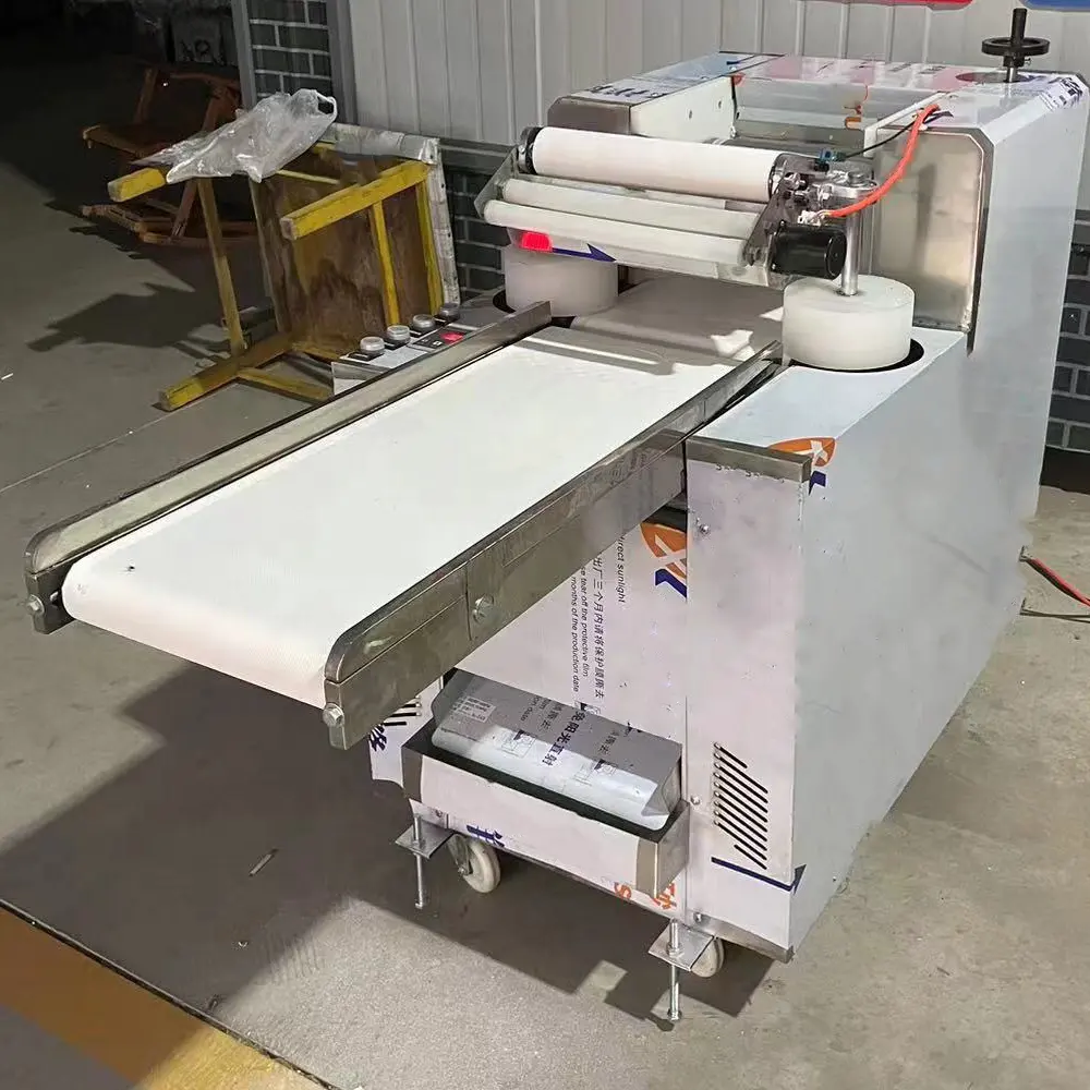 Máquina automática de prensa de masa Máquina laminadora de masa de pastelería Máquina laminadora plana de masa