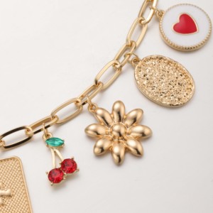 EDGE Collier Vintage Charmant Multi-Pendentifs, Chaîne Cœur Fleur Cerise Pièce de Monnaie, Collier Statement Y2K, Bijoux Tendance Femme - Product Image 5
