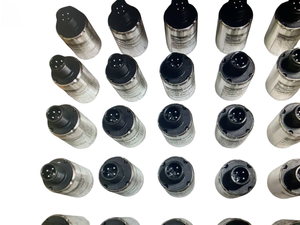 Controlador PLC, Sensor, Módulo de Control Industrial, Nuevo y Original SCP03-600-14-07 - Product Image 1