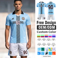 Yüksek Kaliteli Özel Polo Yaka Futbol Forması Tam Set Polyester Nefes Alabilen Süblimasyon Baskılı Futbol Takım Formaları Üreticisi