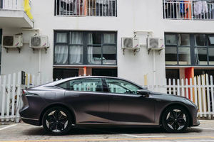 थोक आपूर्तिकर्ता 500 + रंग 1.52*18 मीटर इलेक्ट्रो ऑप्टिक स्पेस ग्रे गिरगिट कार वाहन वाहन वाहन का विनील ऑटो बॉडी स्टिकर लपेटता है - Product Image 6