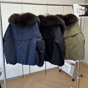 Nuovo 2026 Abbigliamento Invernale <span class=keywords><strong>Donna</strong></span>, Giacca Imbottita in Vera Pelliccia, Parka in Pelliccia di Volpe Naturale, Cappotto Corto alla Moda in Piumino d'Oca Bianco - Product Image 3