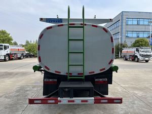 Camion de transport de liquides Dongfeng Dolice d'une capacité de 10,3 mètres cubes - Product Image 6