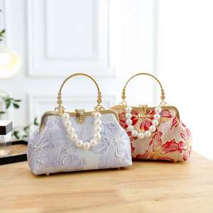 Bolsas de Mão de Luxo para Mulheres com Bordado de Pérolas e Flores, Estilo Chinês, Bolsa Clutch Brilhante para Casamento - Product Image 1