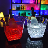 Le vin en plastique de promotion commerciale a mené le seau à glace de refroidisseur de champagne de support pour le club d'outils de barre