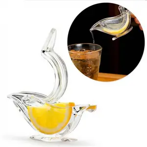 Presse à main portable acrylique tranche de citron presse-agrumes en forme d'oiseau pince à citron presse-fruits transparent